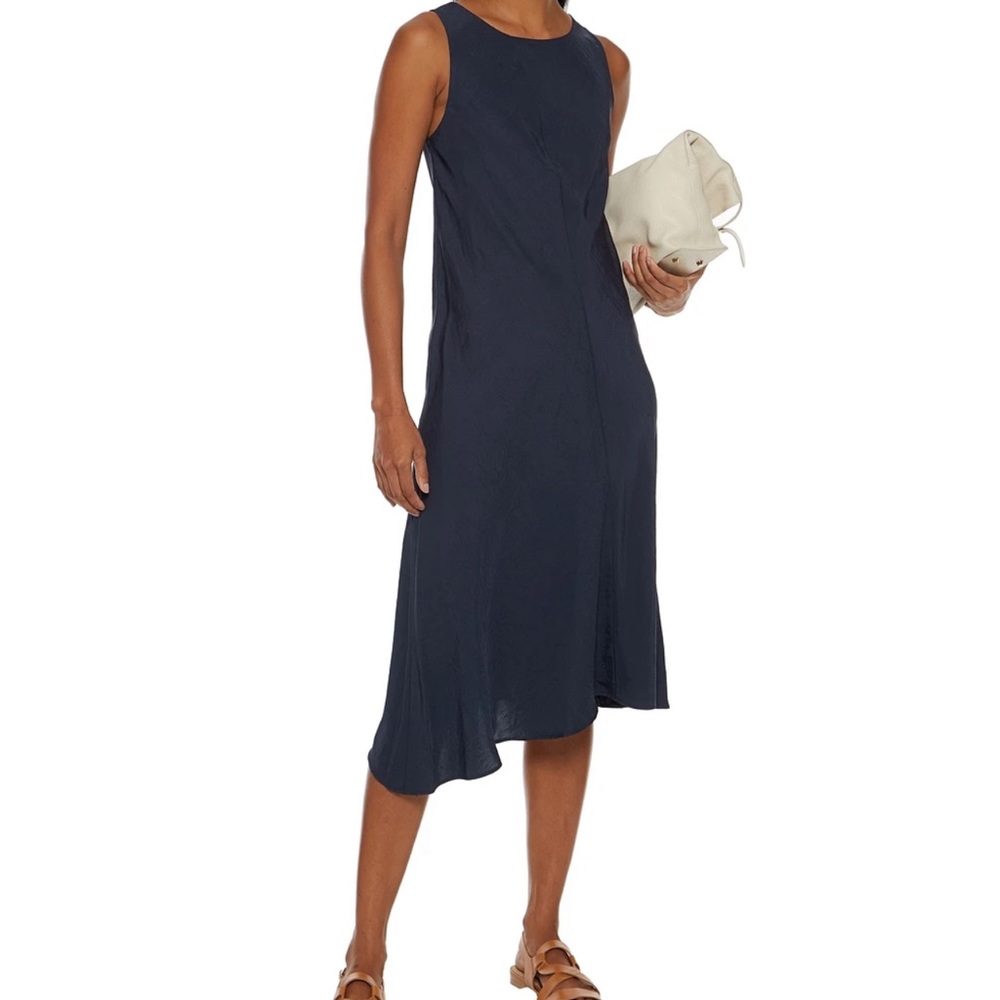 VINCE.
Asymmetric crinkled satin-twill midi dress / NAVY